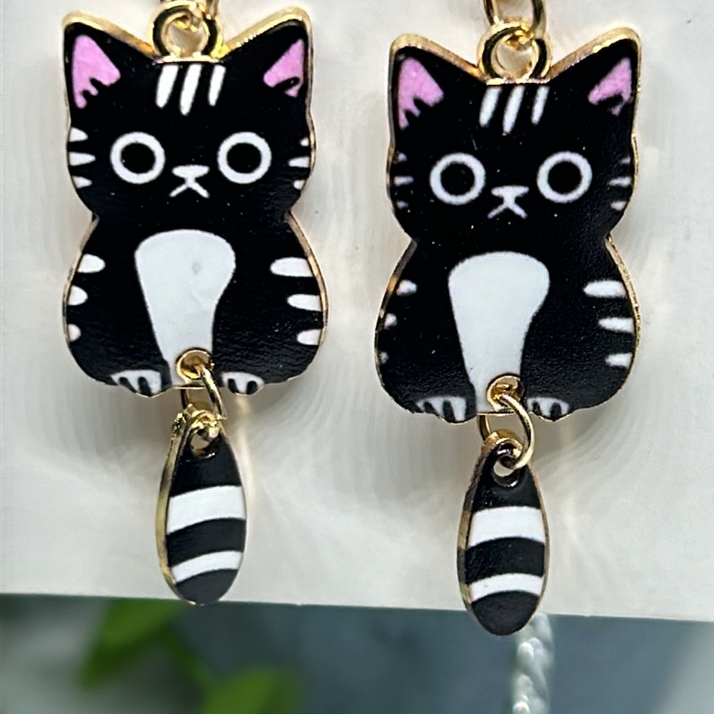 Black Kitties 🐈‍⬛ Earrings